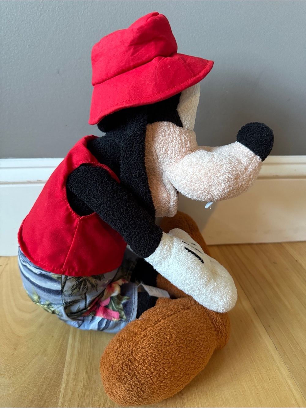 Disney Store Goofy Pool Party Plush 17” Tropical Hawaiian Beach Exclusive - Picture 3 of 9